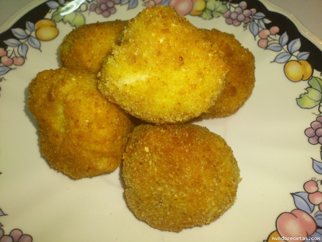Receta de CROQUETAS DE POLLO Y JAMON Receta de CROQUETAS DE POLLO Y JAMON