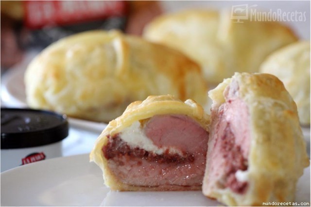 Receta de Solomillo al hojaldre con queso de cabra y La Piara Tapa Negra Receta de Solomillo al hojaldre con queso de cabra y La Piara Tapa Negra