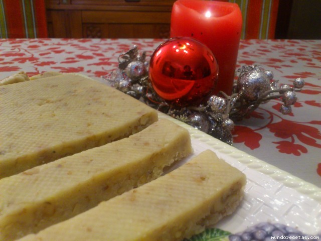 Receta de Turrón de Nueces y Almendras Receta de Turrón de Nueces y Almendras