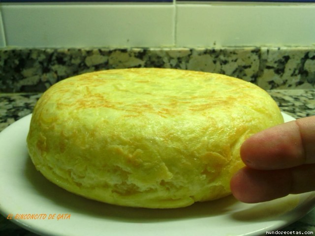 Receta de Tortilla de patatas en estuche Lékué Receta de Tortilla de patatas en estuche Lékué