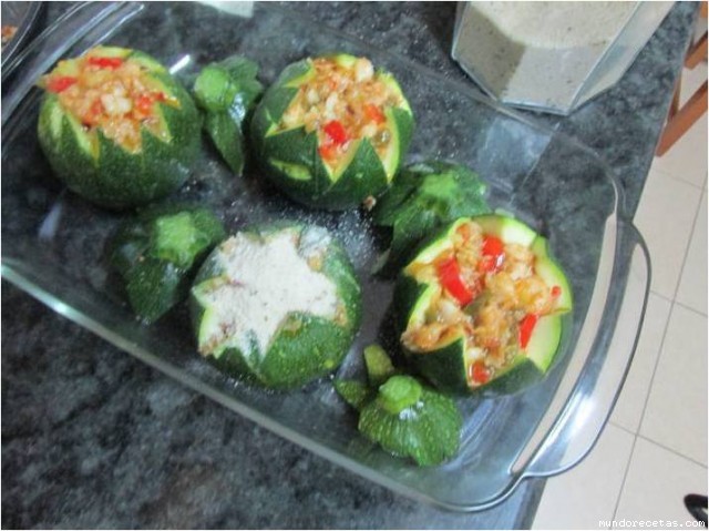 Receta de CALABACINES REDONDOS RELLENOS Receta de CALABACINES REDONDOS RELLENOS