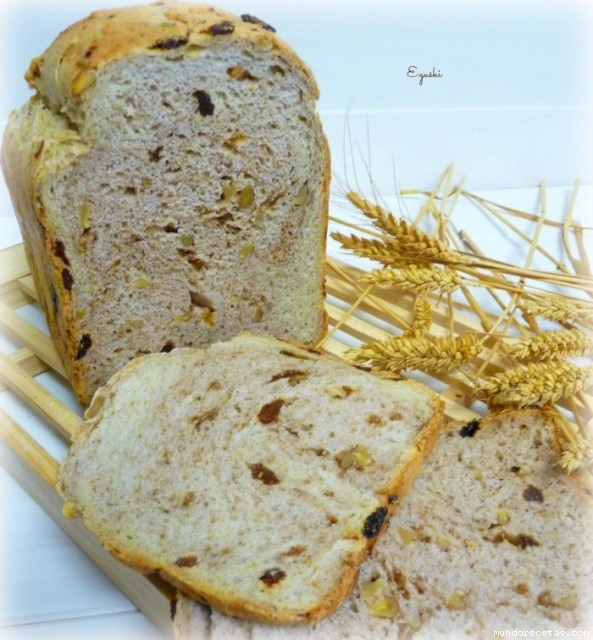 Receta de Pan de trigo, centeno, pasas y nueces (Panificadora SilverCrest) Receta de Pan de trigo, centeno, pasas y nueces (Panificadora SilverCrest)