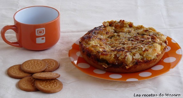 Receta de Pastel de ciruelas claudias y almendras Receta de Pastel de ciruelas claudias y almendras