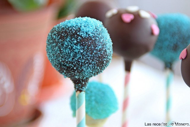 Receta de Cake pops de nocilla y dulce de leche Receta de Cake pops de nocilla y dulce de leche