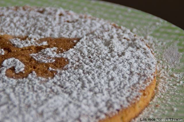 Receta de Tarta de Santiago.