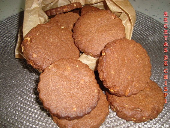 Receta de Galletas de chocolate y avellanas de chispi57