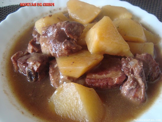 Receta de Costillas con patatas al vino tinto de chispi57