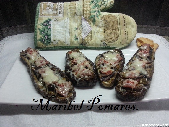 Receta de Berenjena pizza con champiñones y espárragos. Receta de Berenjena pizza con champiñones y espárragos.