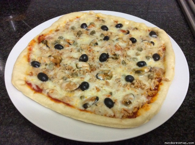 Receta de Pizza casera AMC Receta de Pizza casera AMC