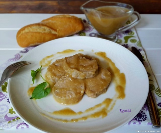 Receta de Solomillo de cerdo con salsa de cebolla y manzana (FC-touch pro) Receta de Solomillo de cerdo con salsa de cebolla y manzana (FC-touch pro)