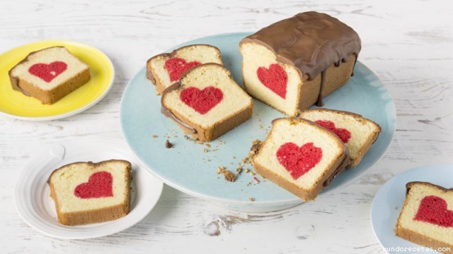 Receta de Bizcocho con corazón escondido Receta de Bizcocho con corazón escondido