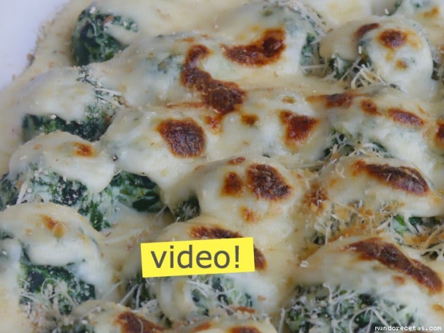 Receta de Salsa con ¡mucho! queso para pastas, verduras Receta de Salsa con ¡mucho! queso para pastas, verduras