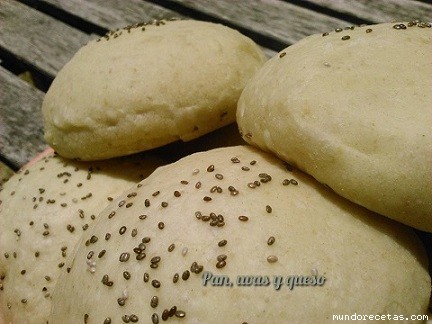 Receta de Panecillos para hamburguesa con masa madre Receta de Panecillos para hamburguesa con masa madre