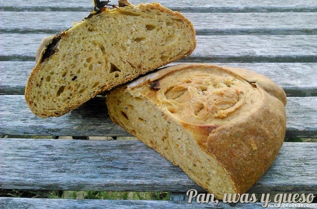 Receta de Pan de tomates secos y queso parmesano Receta de Pan de tomates secos y queso parmesano